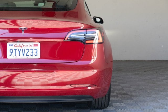 2019 Tesla Model 3 Mid Range