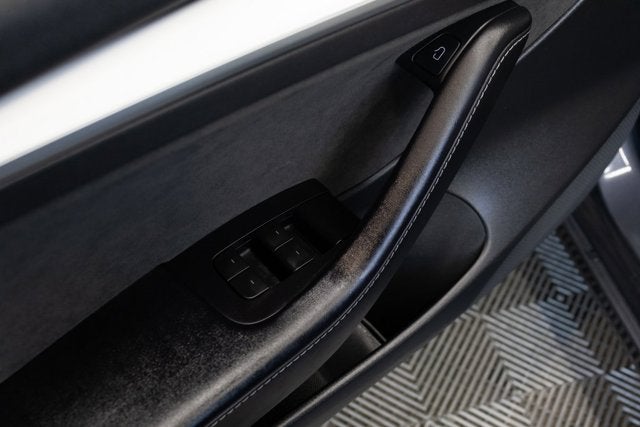 2022 Tesla Model 3 Base