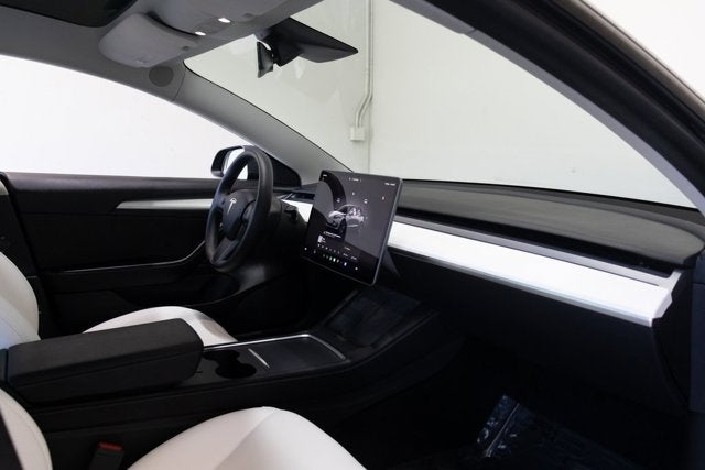 2022 Tesla Model 3 Base