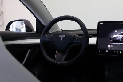 2022 Tesla Model 3 Base