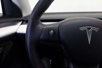 2022 Tesla Model 3 Base