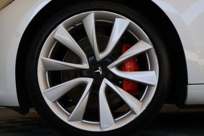 2019 Tesla Model 3 Performance