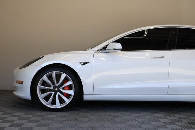 2019 Tesla Model 3 Performance