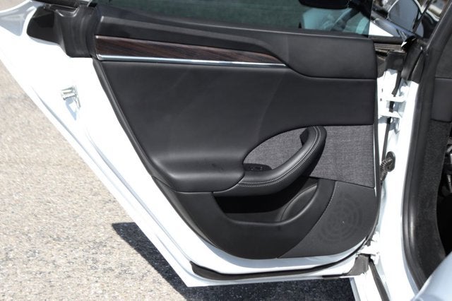 2022 Tesla Model S Base