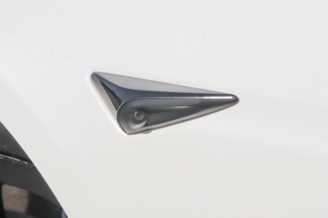 2022 Tesla Model S Base
