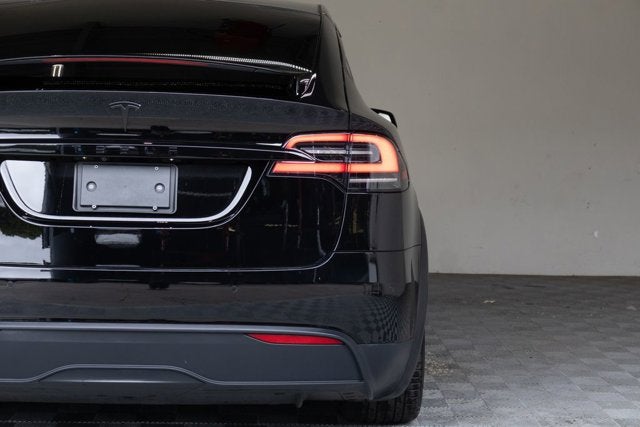2023 Tesla Model X Standard Range