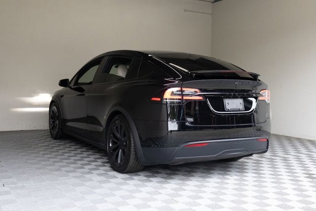 2023 Tesla Model X Standard Range