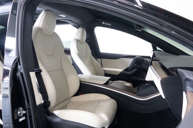 2023 Tesla Model X Standard Range