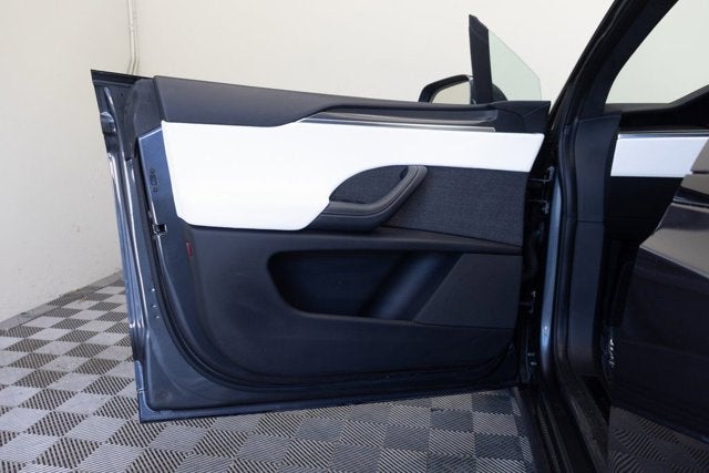 2022 Tesla Model X Plaid