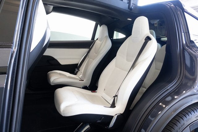 2022 Tesla Model X Plaid