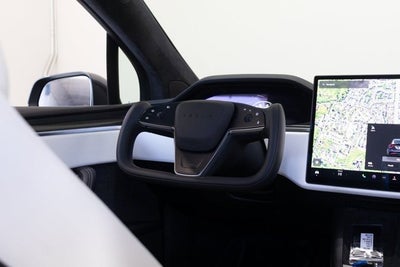 2022 Tesla Model X Plaid