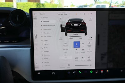 2022 Tesla Model X Base