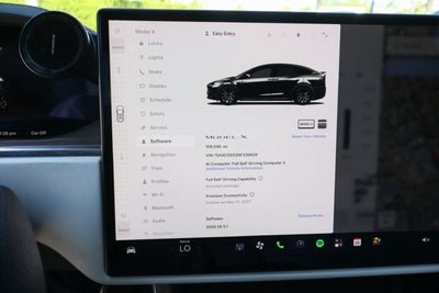 2022 Tesla Model X Base