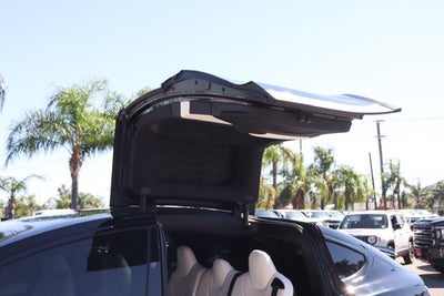 2022 Tesla Model X Base