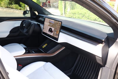 2022 Tesla Model X Base