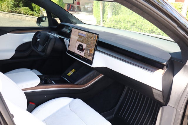 2022 Tesla Model X Base