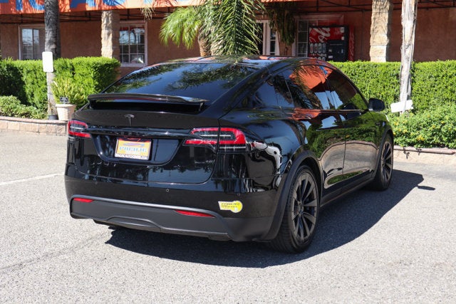 2022 Tesla Model X Base
