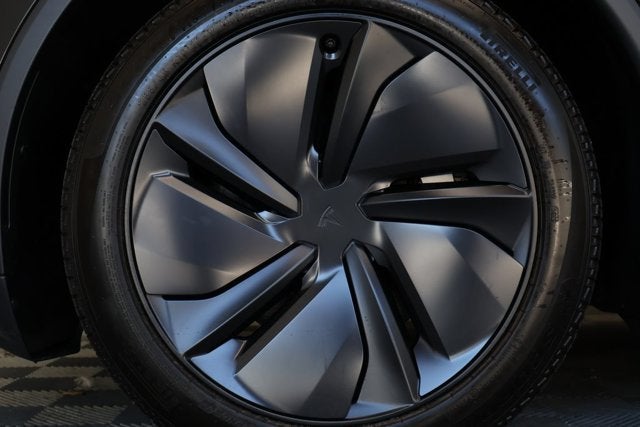 2026 Tesla Model Y Premium