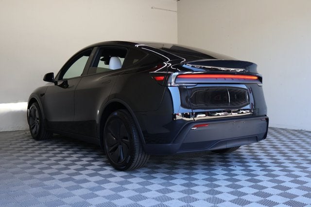 2026 Tesla Model Y Premium