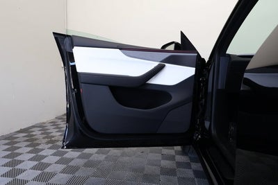 2026 Tesla Model Y Premium