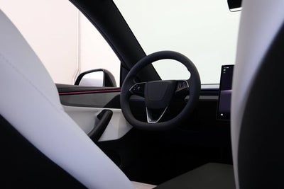 2026 Tesla Model Y Premium