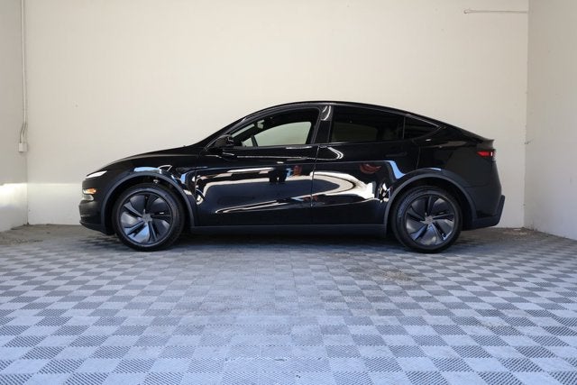2026 Tesla Model Y Premium