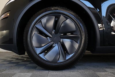 2026 Tesla Model Y Premium