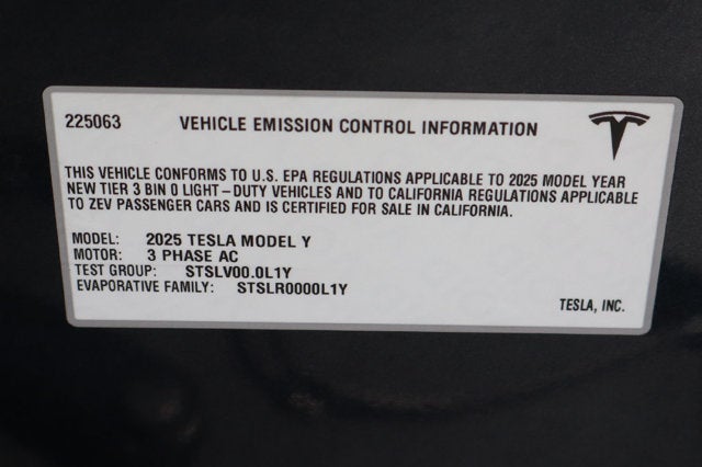 2025 Tesla Model Y Long Range