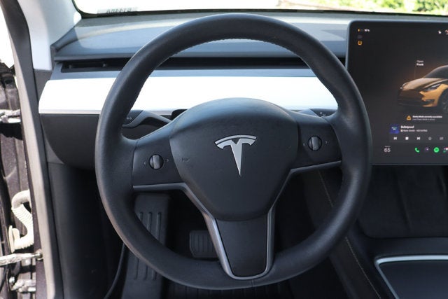 2025 Tesla Model Y Long Range