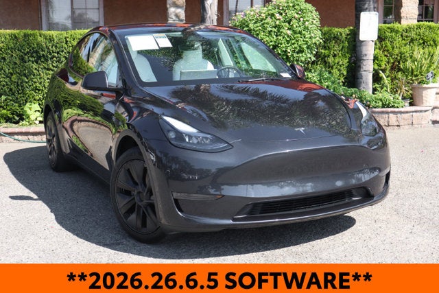 2025 Tesla Model Y Long Range
