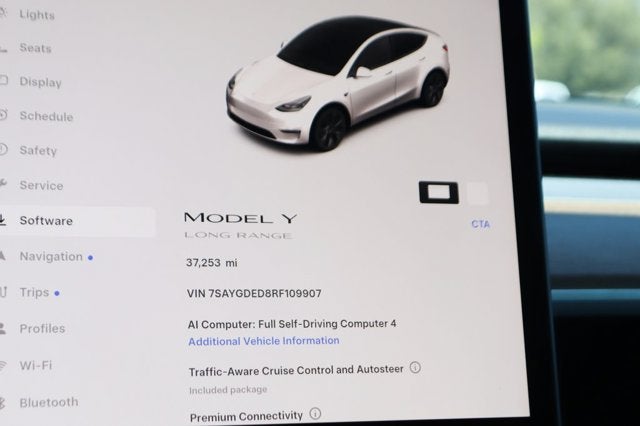 2024 Tesla Model Y Long Range