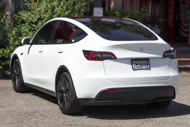 2024 Tesla Model Y Long Range