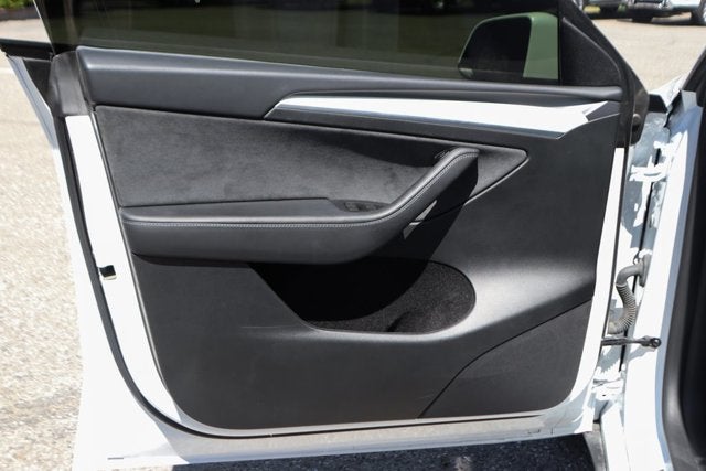 2024 Tesla Model Y Performance