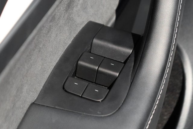 2024 Tesla Model Y Performance
