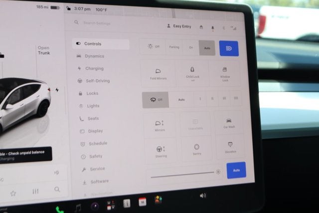 2024 Tesla Model Y Performance