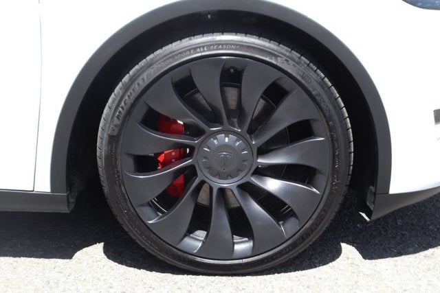 2024 Tesla Model Y Performance