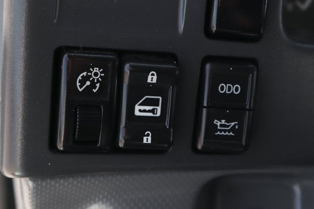 2021 Isuzu NPR HD