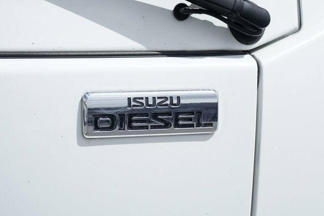 2021 Isuzu NPR XD