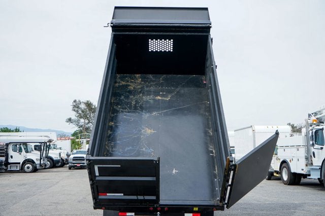 2019 Isuzu NRR Base
