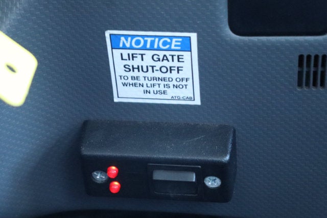 2017 Isuzu NRR IBT PWL