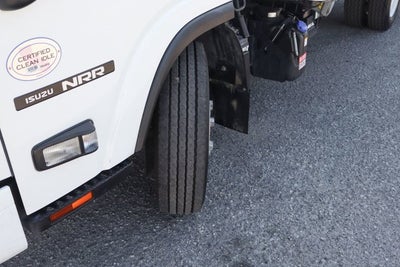 2021 Isuzu NRR Base