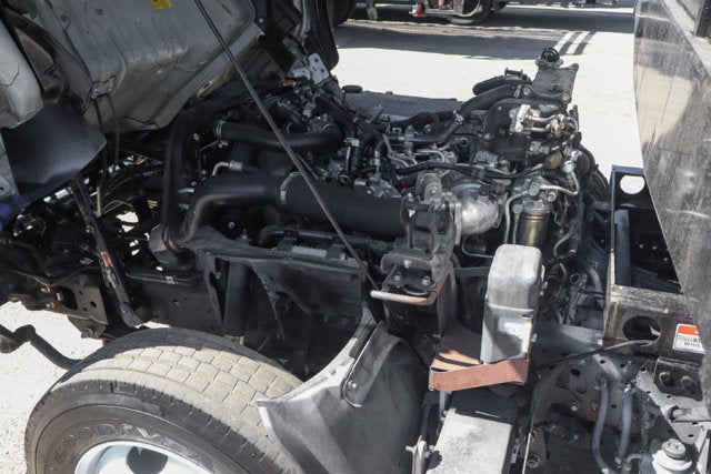 2018 Isuzu NRR Base