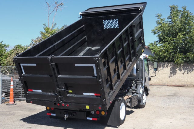 2018 Isuzu NRR Base