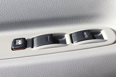 2017 Hino Hino 195 Base