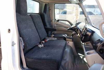 2017 Hino Hino 195 Base