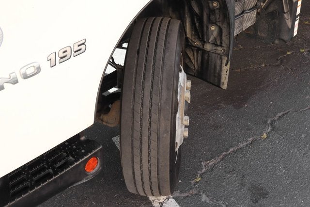 2017 Hino Hino 195 Base