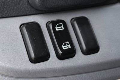 2015 Mitsubishi Fuso Base