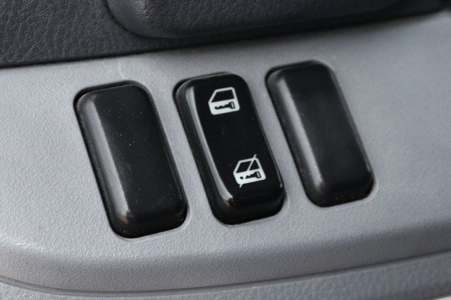 2015 Mitsubishi Fuso Base