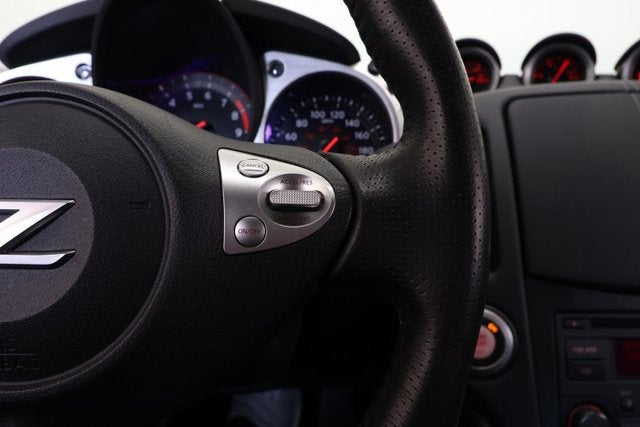 2017 Nissan 370Z Sport