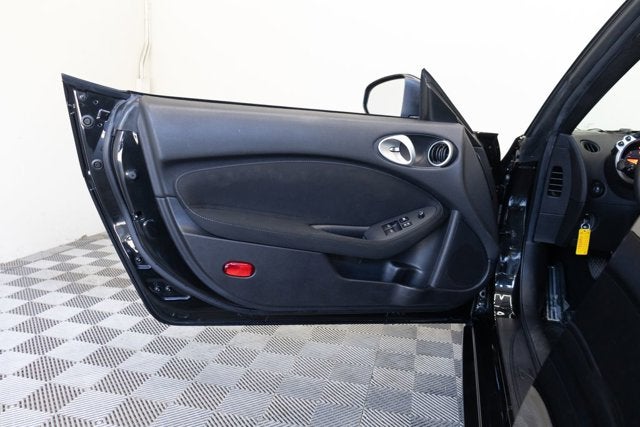 2016 Nissan 370Z Base